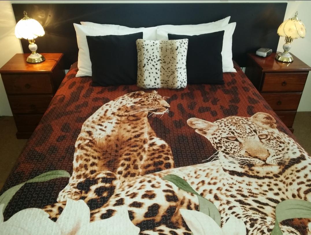 Guyra Motor Inn Bagian luar foto